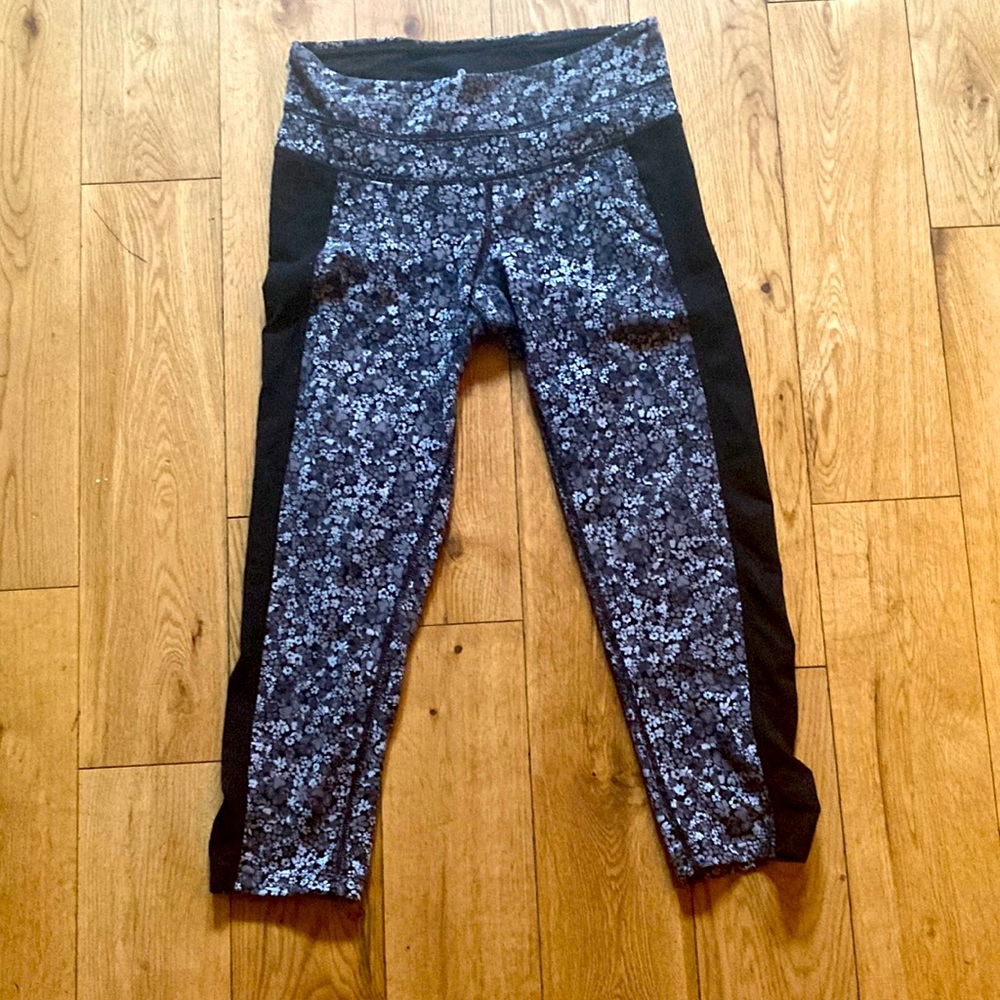 Atheta capri leggings xs
